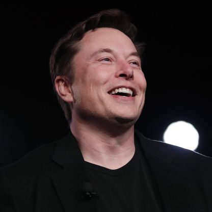 Jp Morgan warns: “Tesla shares are overvalued.” And Musk loses 9 billion in one day